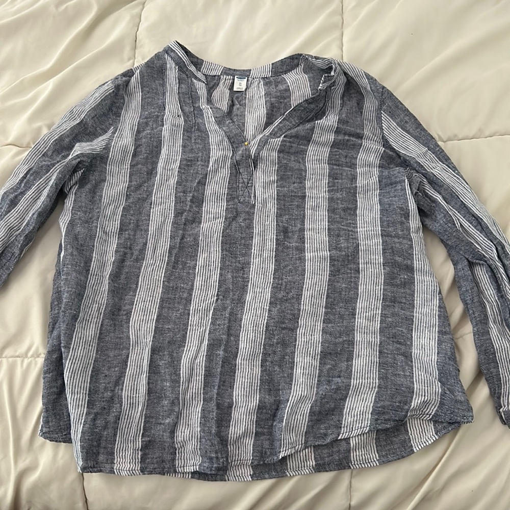 Old Navy blouse
